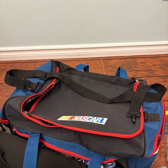 NASCAR Themed Black and Blue Duffel Bag Dale Jarrett - Picture 3 of 7